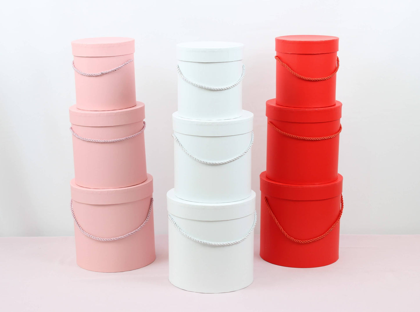 Simple Solid Color Round Hat Flower Box with Lid: Pink / Small