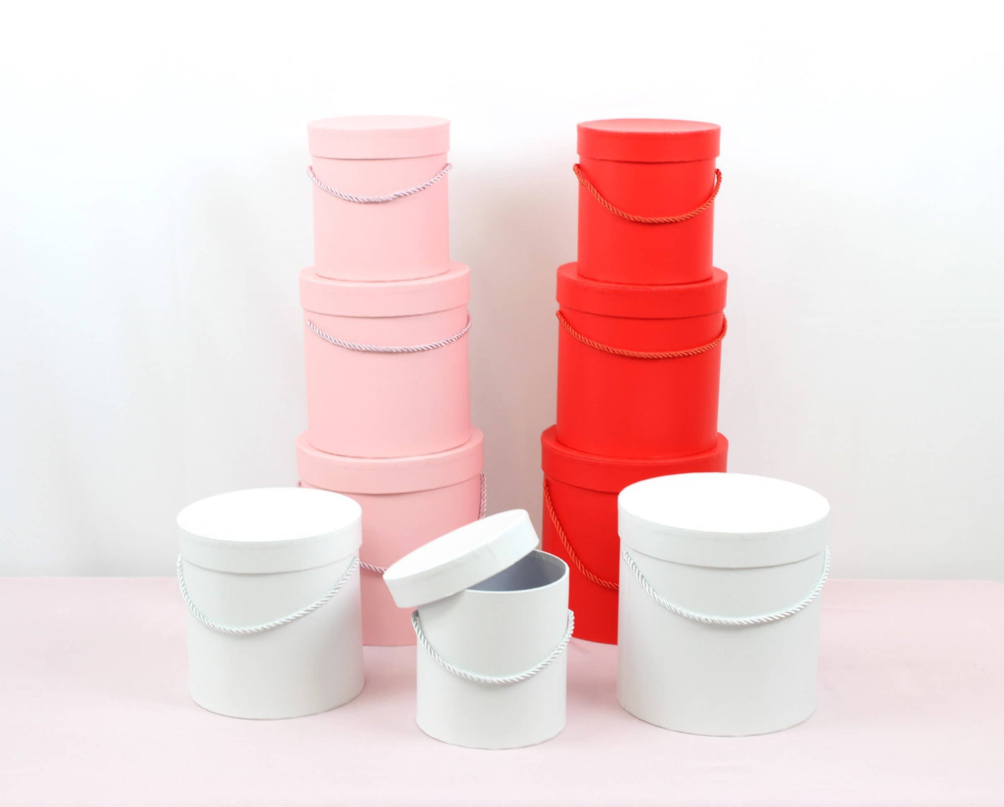Simple Solid Color Round Hat Flower Box with Lid: Pink / Small