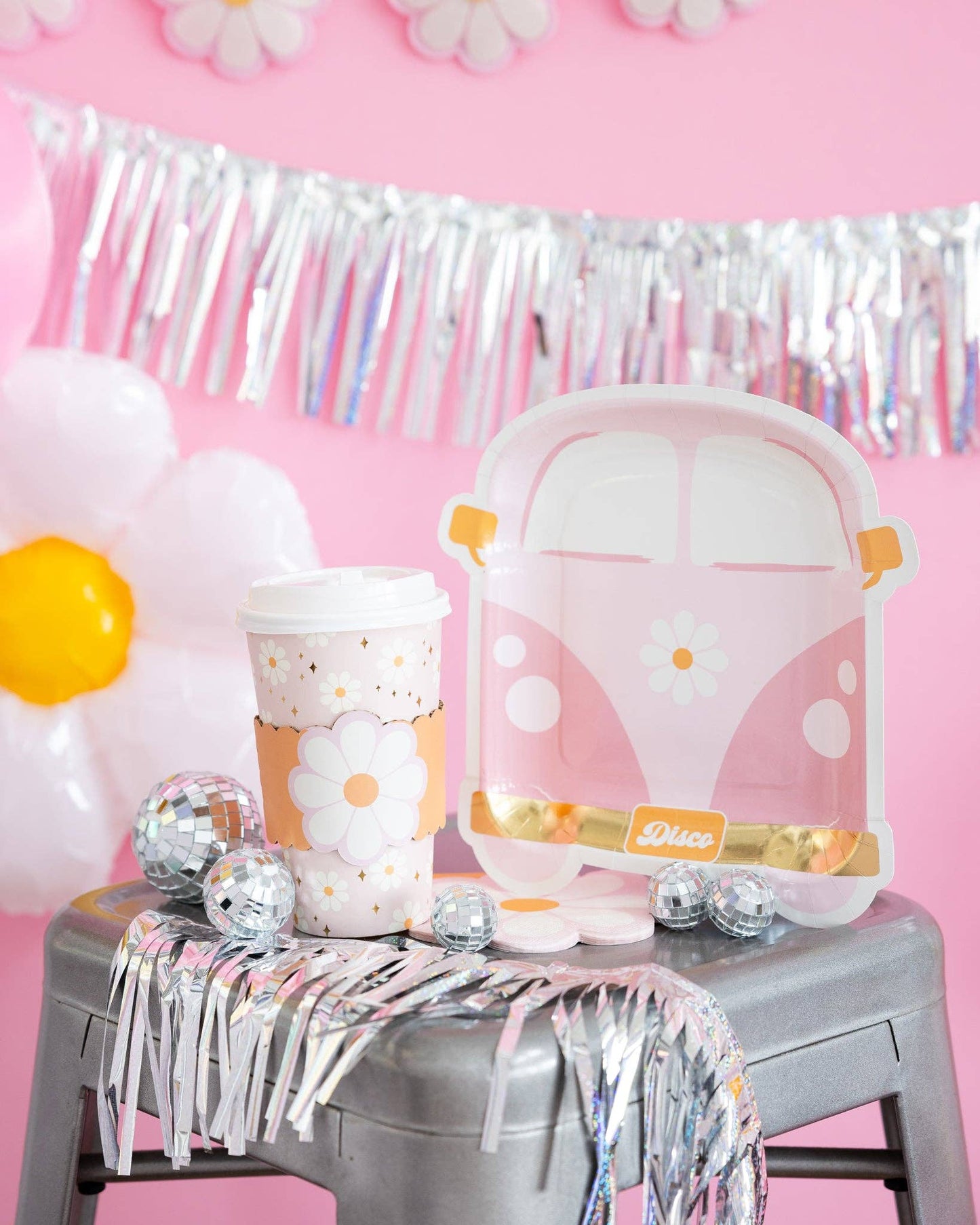 PLGOG42 - Disco Daisy Van Shaped Paper Plate