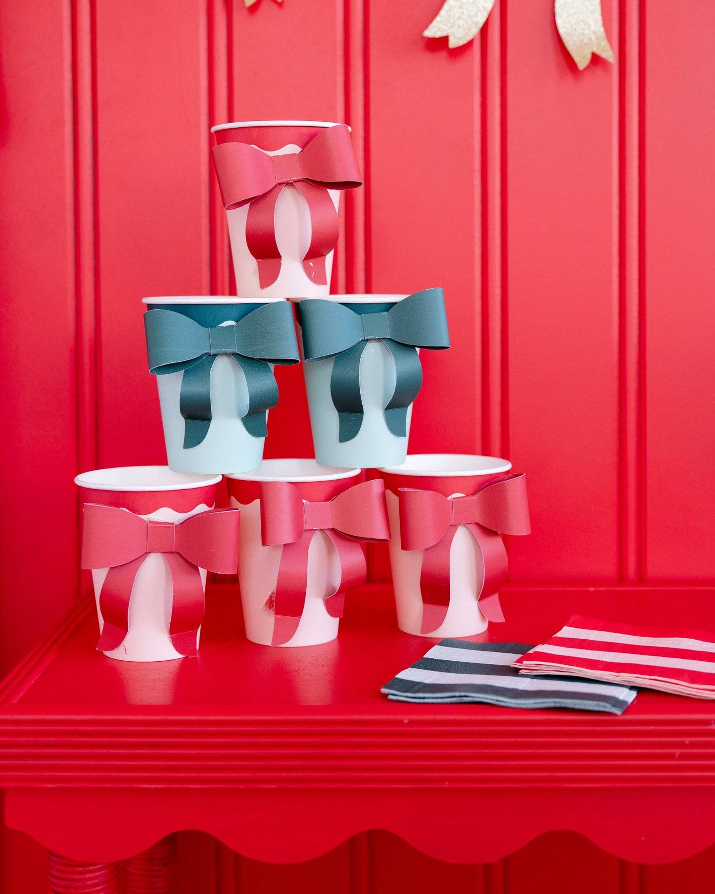 BOW1108 - Mint and Green Bow Paper Cups