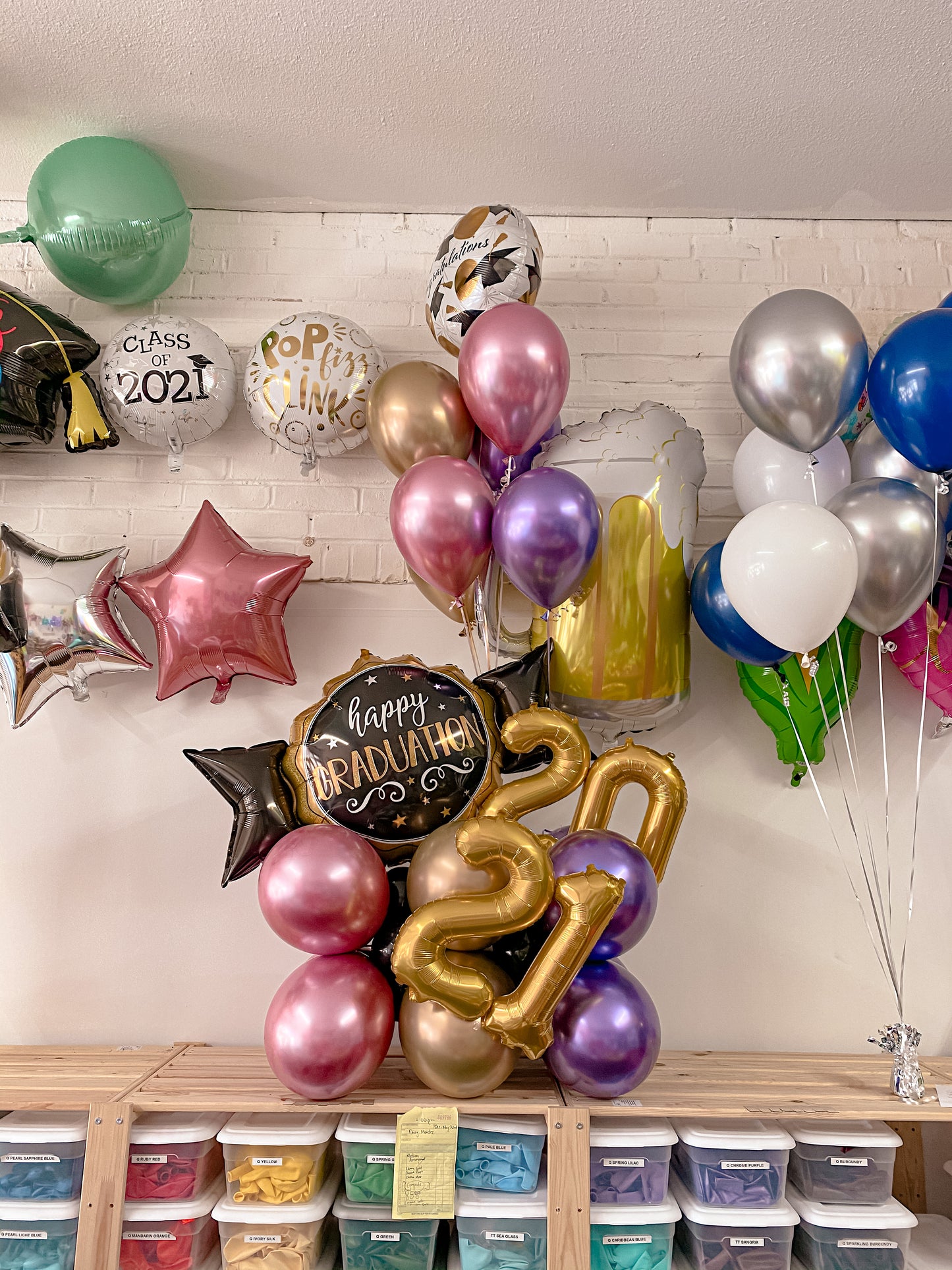 Medium Balloon Arrangement (Base Only/No Foils included)