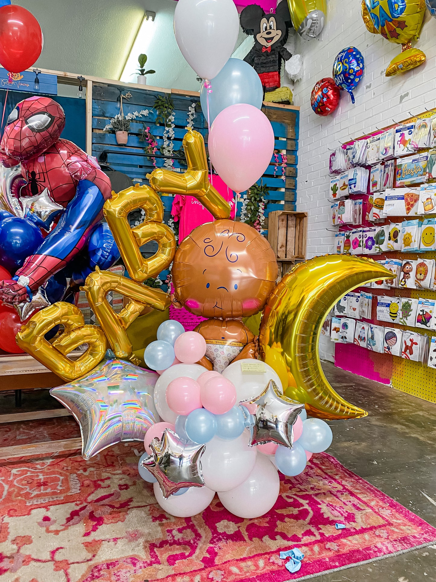 Medium Balloon Arrangement (Base Only/No Foils included)