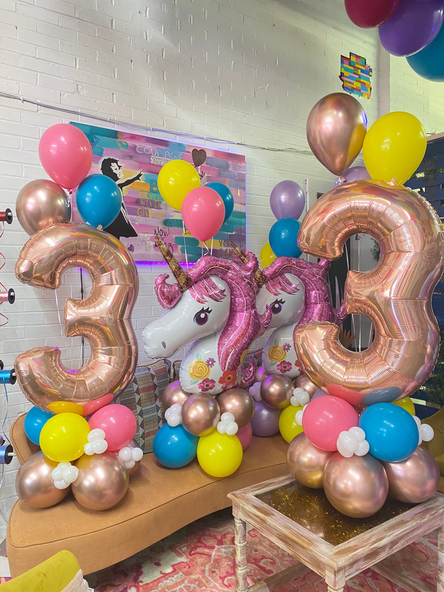 Small Balloon Arrangement (Base Only/No Foils included)