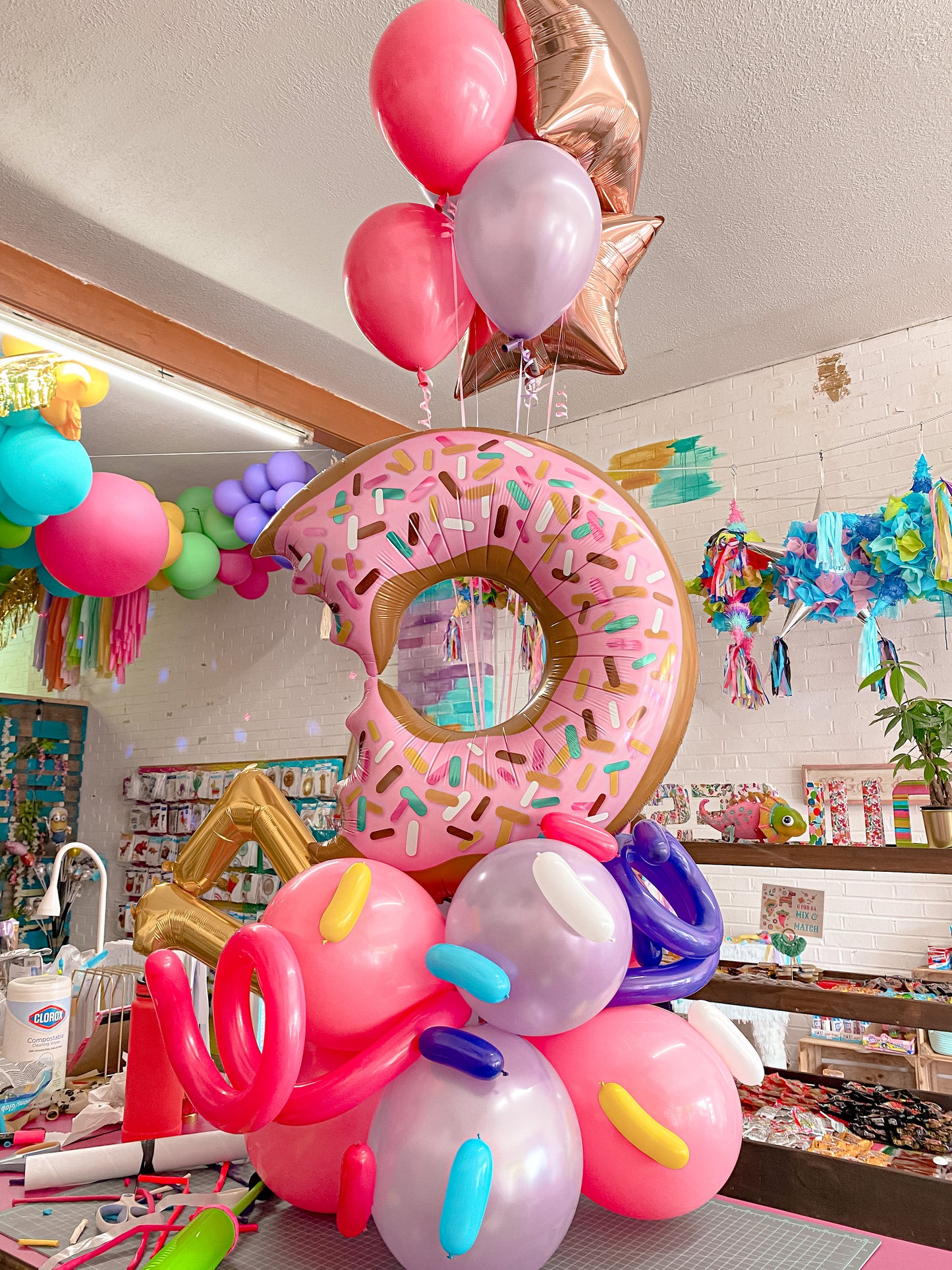 Small Balloon Arrangement (Base Only/No Foils included)