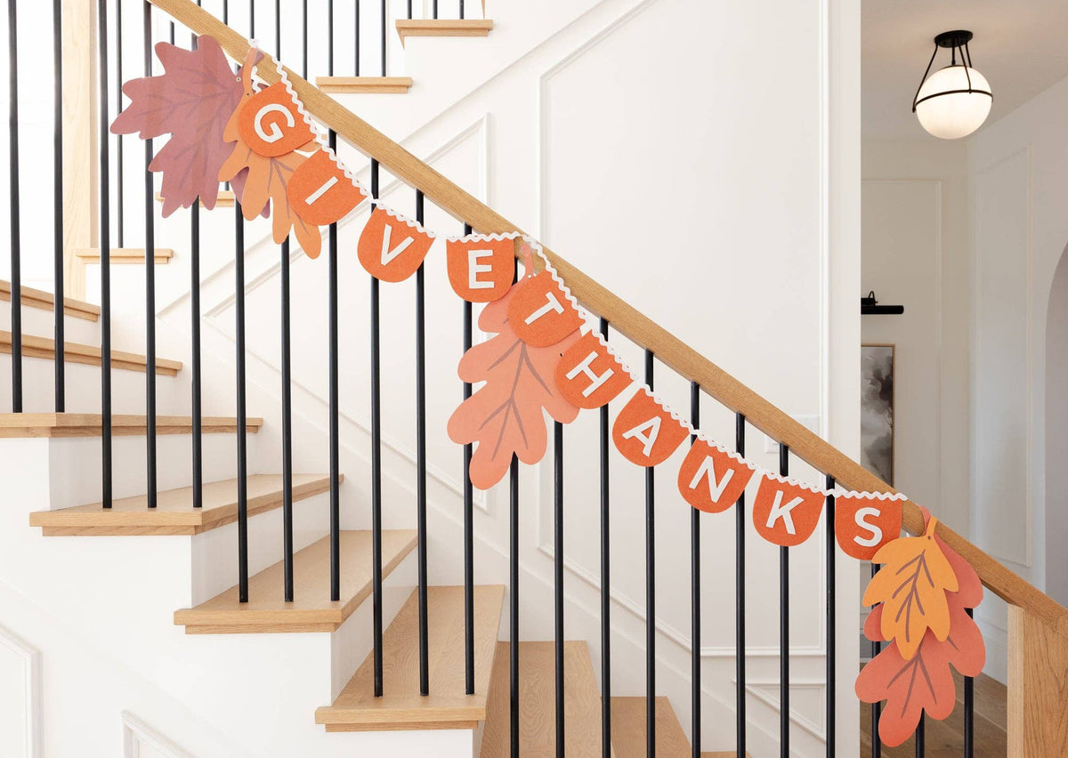 THP1307 - Oversized Hanging Autumn Leaves