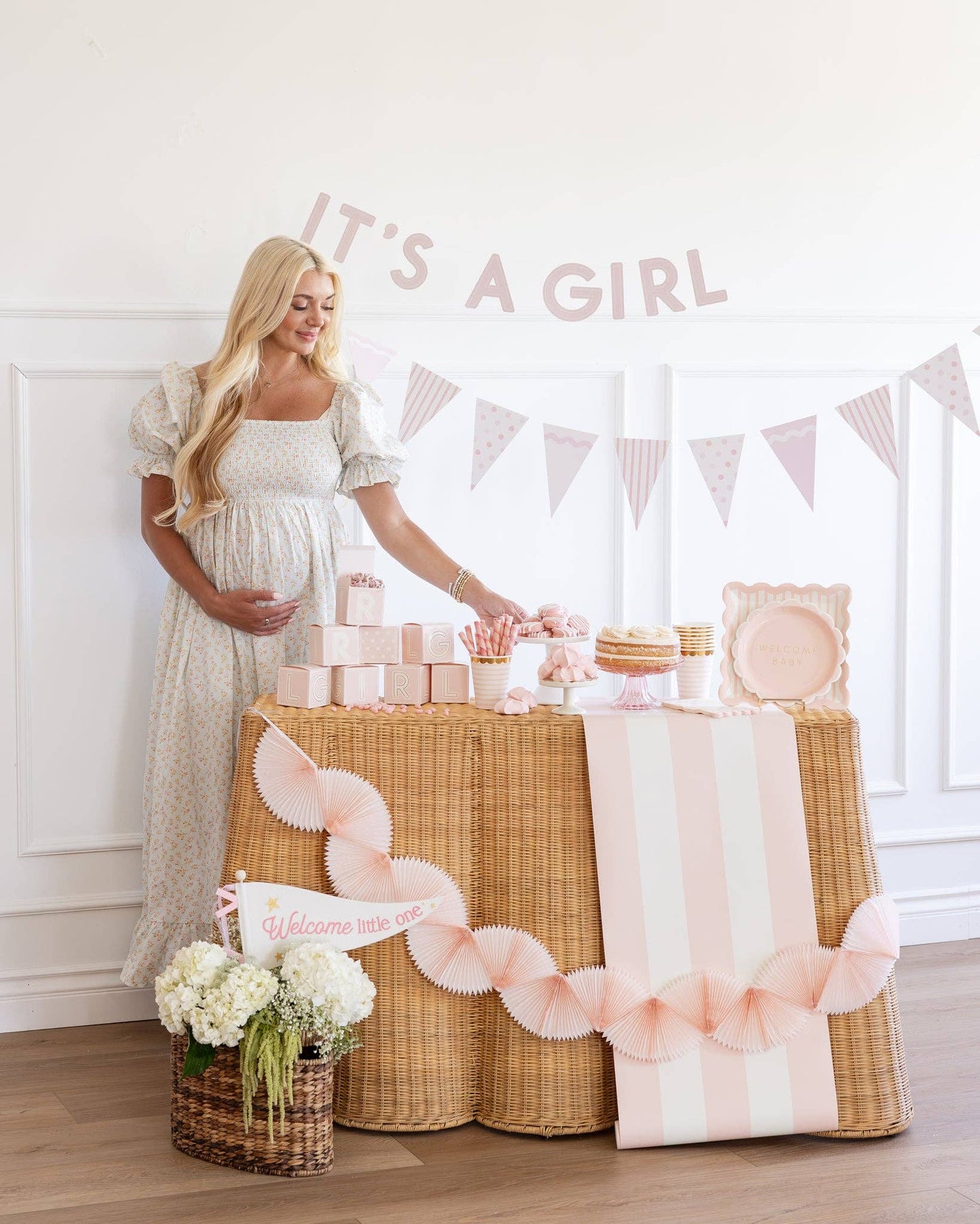 BAB1141 - Welcome Baby Pink Plate