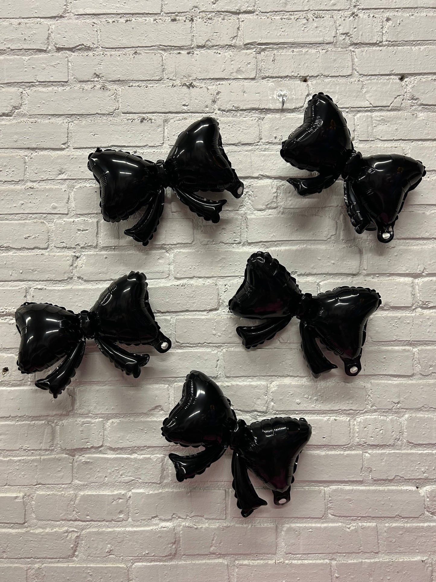 Mini Bows in Black 9" (AIR FILL)