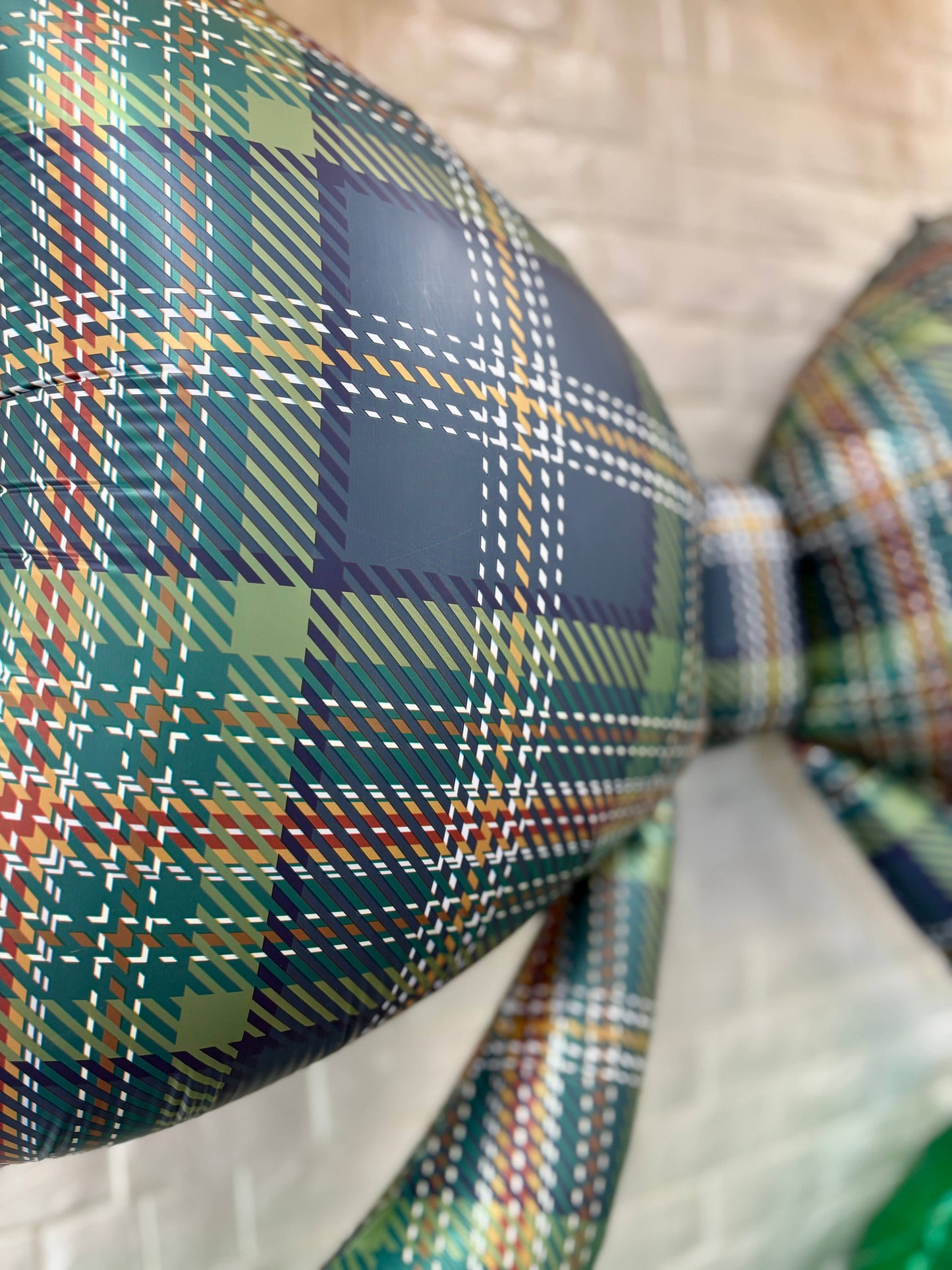 Plaid Bow Balloon 40" 