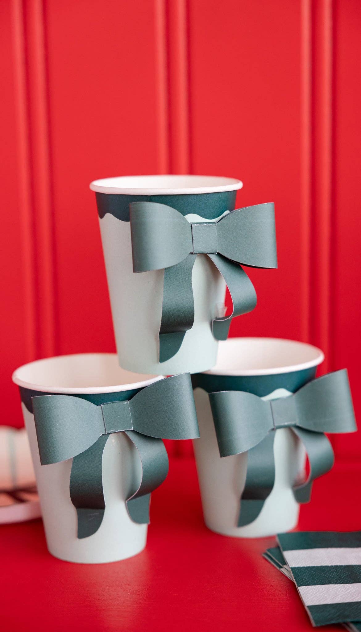 BOW1108 - Mint and Green Bow Paper Cups